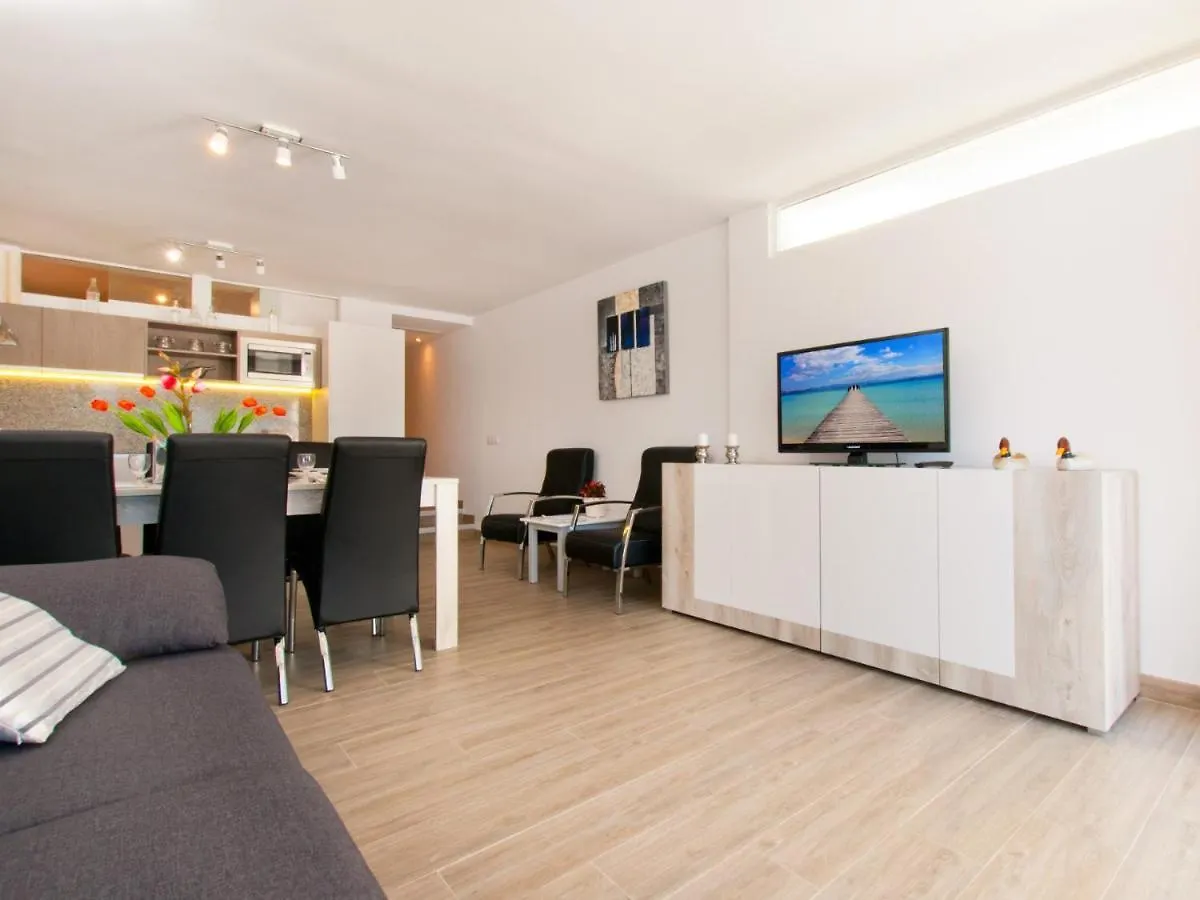 Apartment Oiza Classic, At Alcudia Beach Port de Alcudia  Espanha