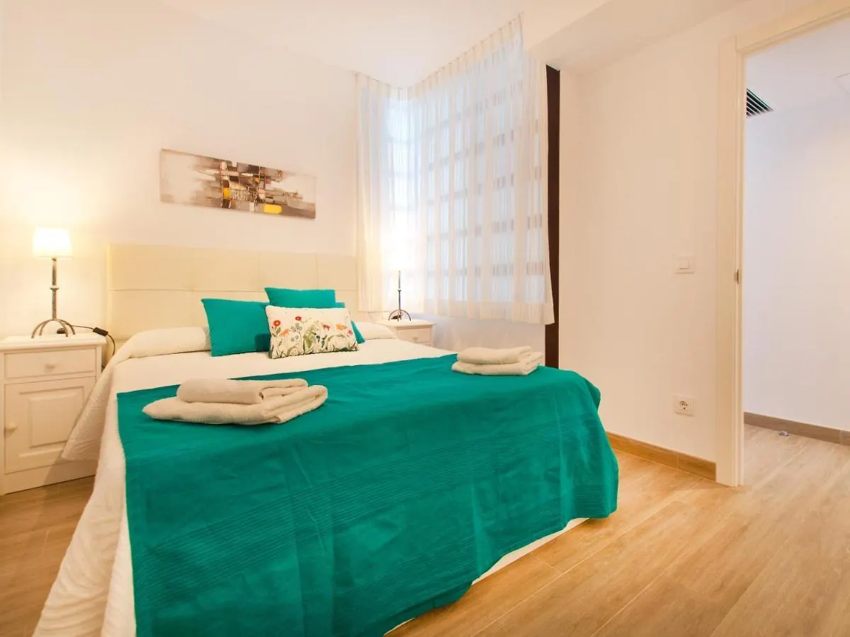 Apartment Oiza Classic, At Alcudia Beach Port de Alcudia  0*, Port de Alcudia (Mallorca)